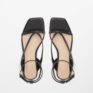 New Aldo Rhigoni Flat Sandals